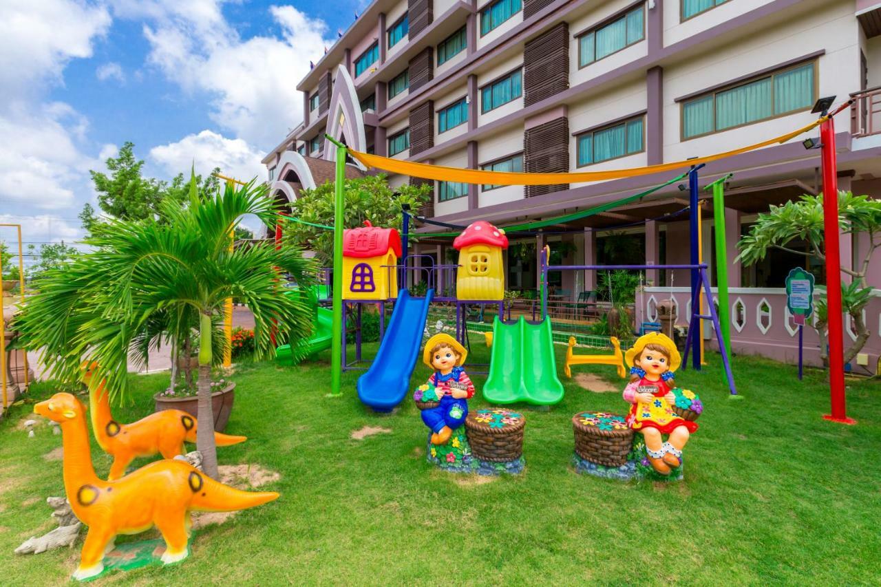 パノムルンプリ ホテル ブリラム Nang Rong エクステリア 写真
